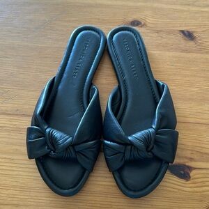 Veronica Beard Salton Sandals 8.5 Black Leather. New! No tags